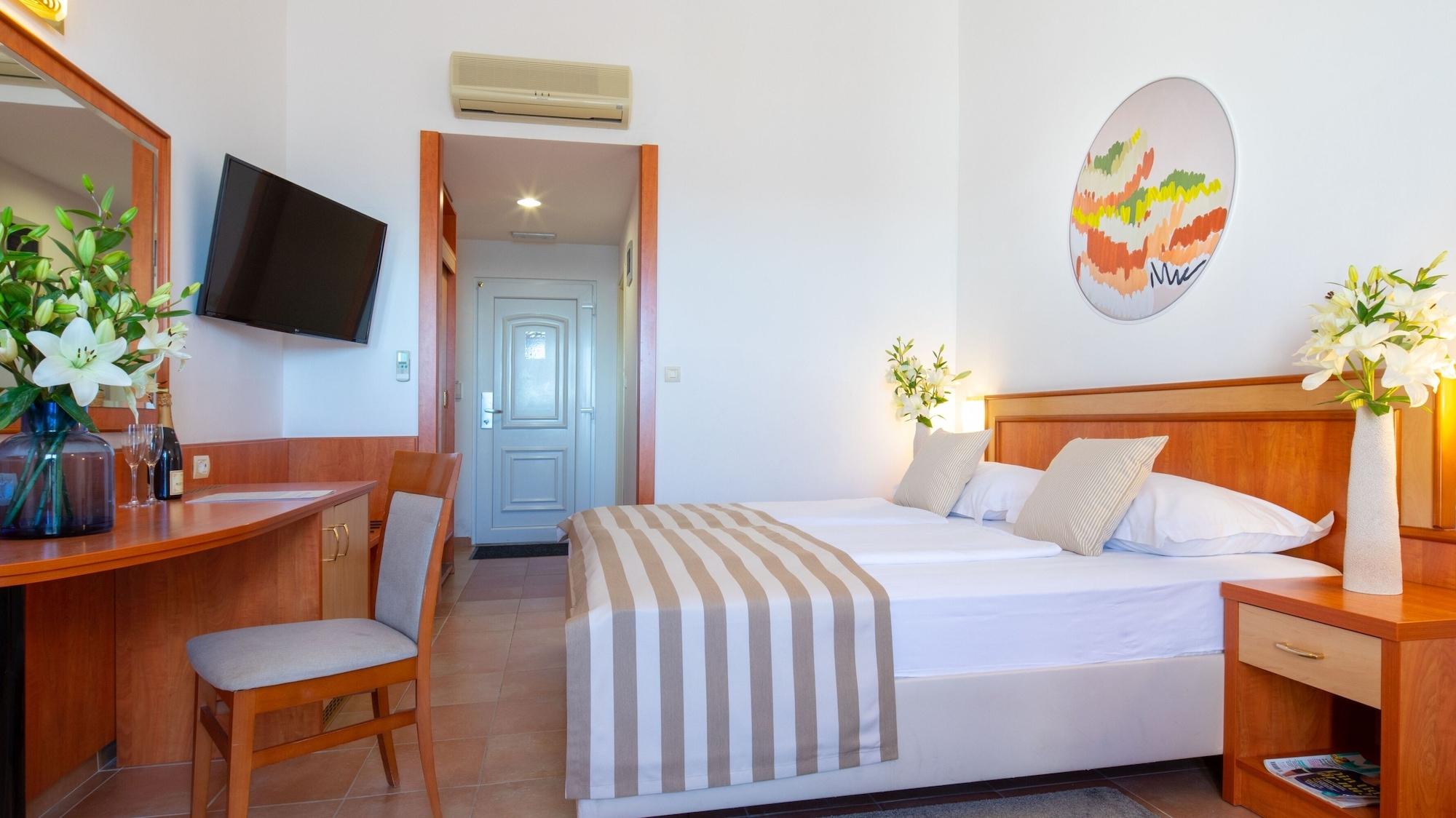 Bluesun Village Afrodita 4* Tučepi
